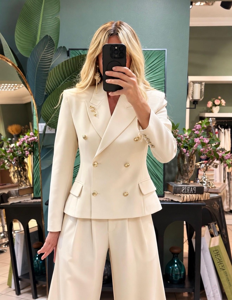 VESPER SUIT