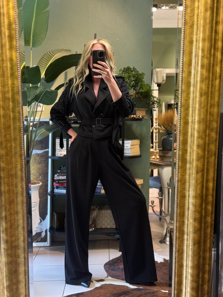 Dark Elegance Takım