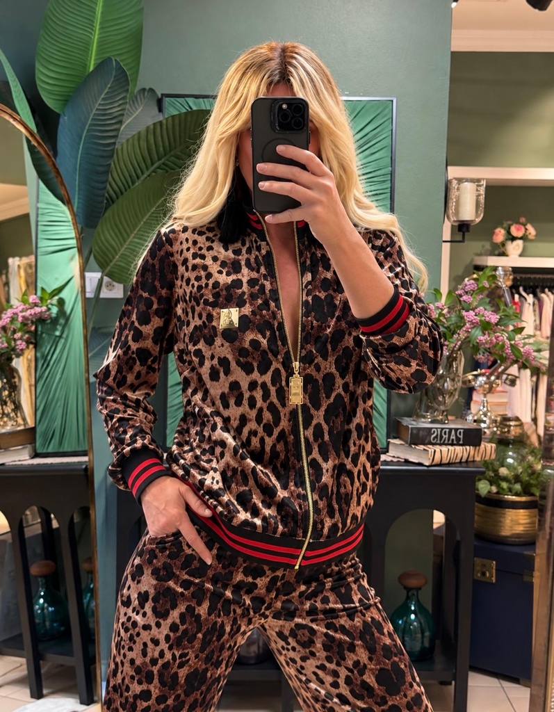 SAVAGE SUIT