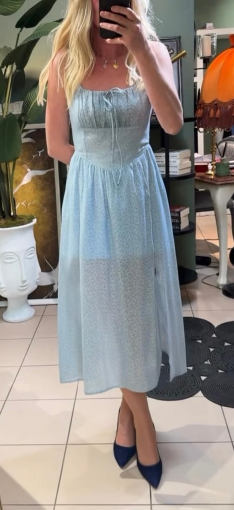 Mavi Renk Elbise