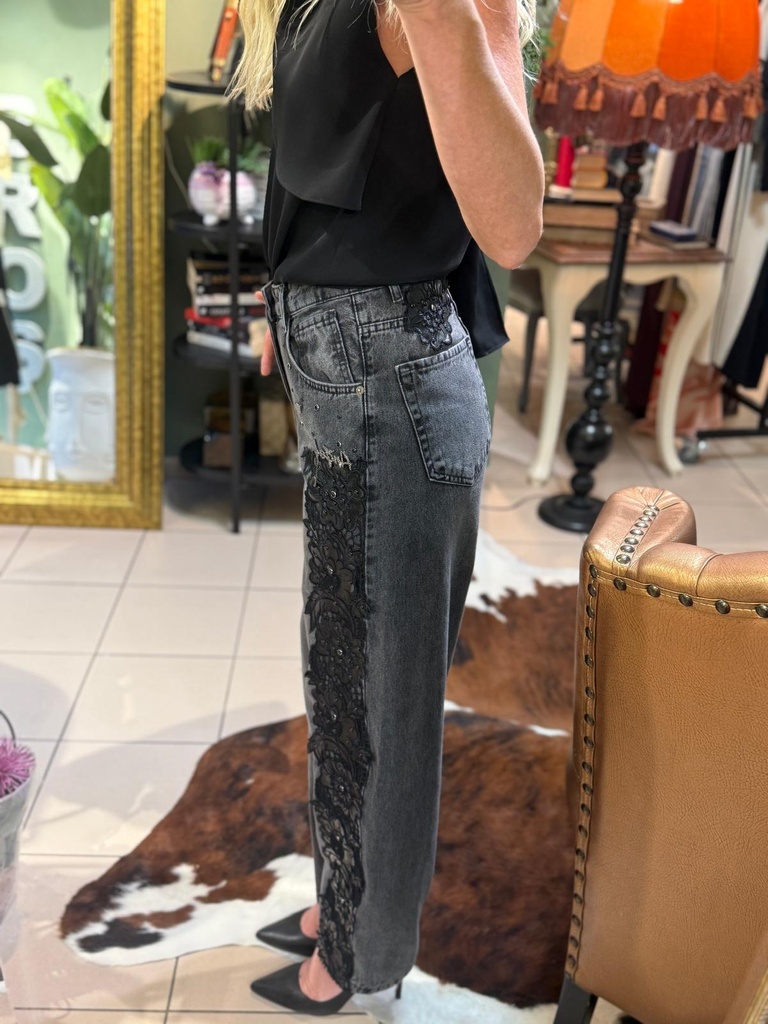 İşleme Detaylı Antrasit Renk Denim Pantolon