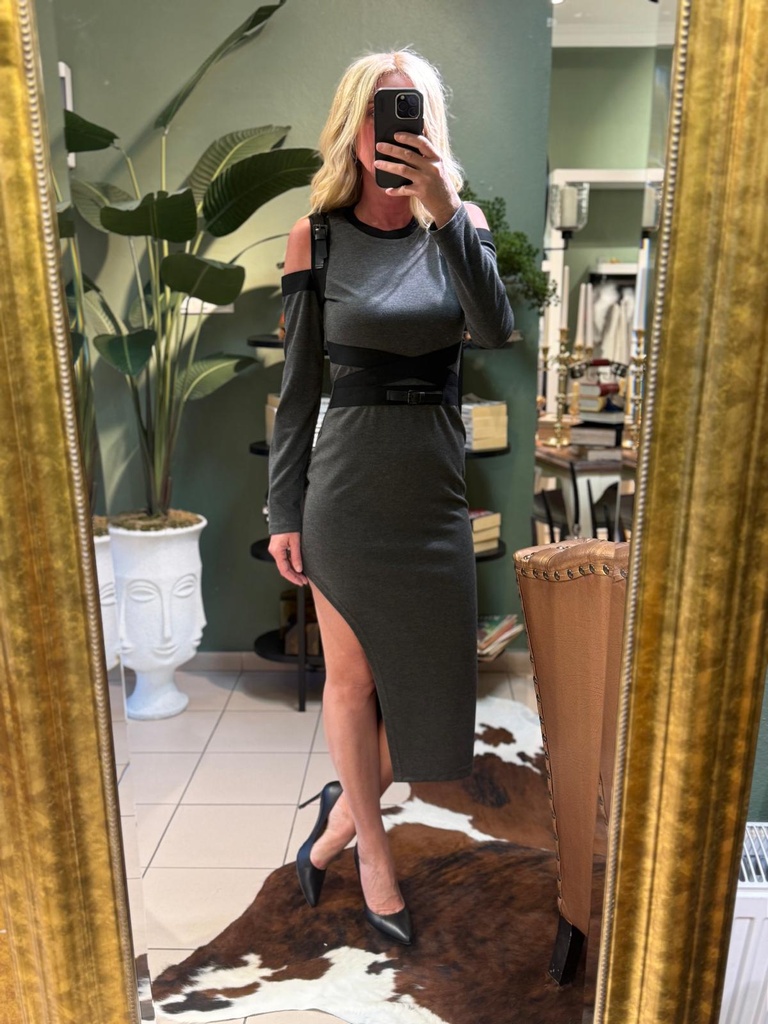 Antrasit renk elbise