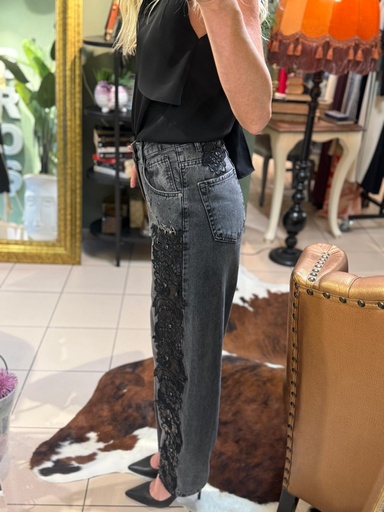 İşleme Detaylı Antrasit Renk Denim Pantolon