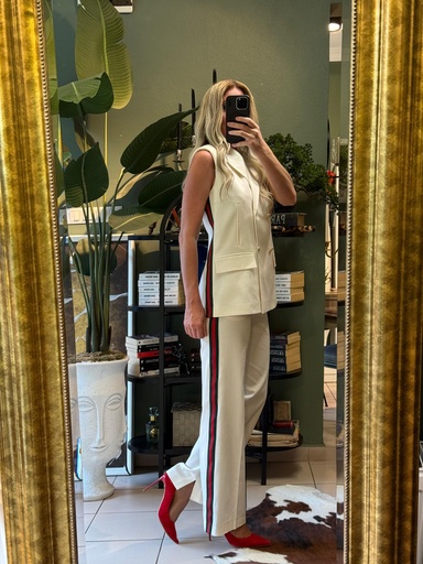 Metal Düğmeli Power Suit