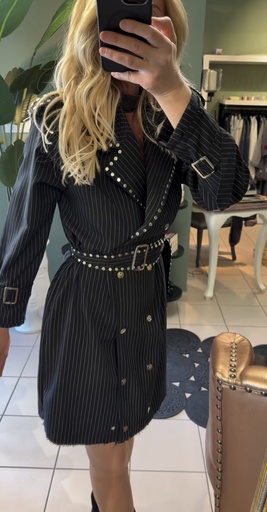 Metal Zımbalı Elbise